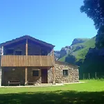 Hayucas