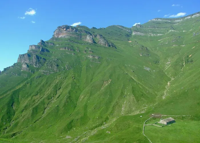 Hayucas San Roque de Ríomiera