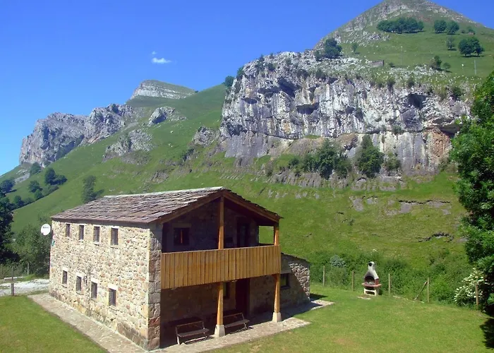 Holiday home Hayucas San Roque de Riomiera